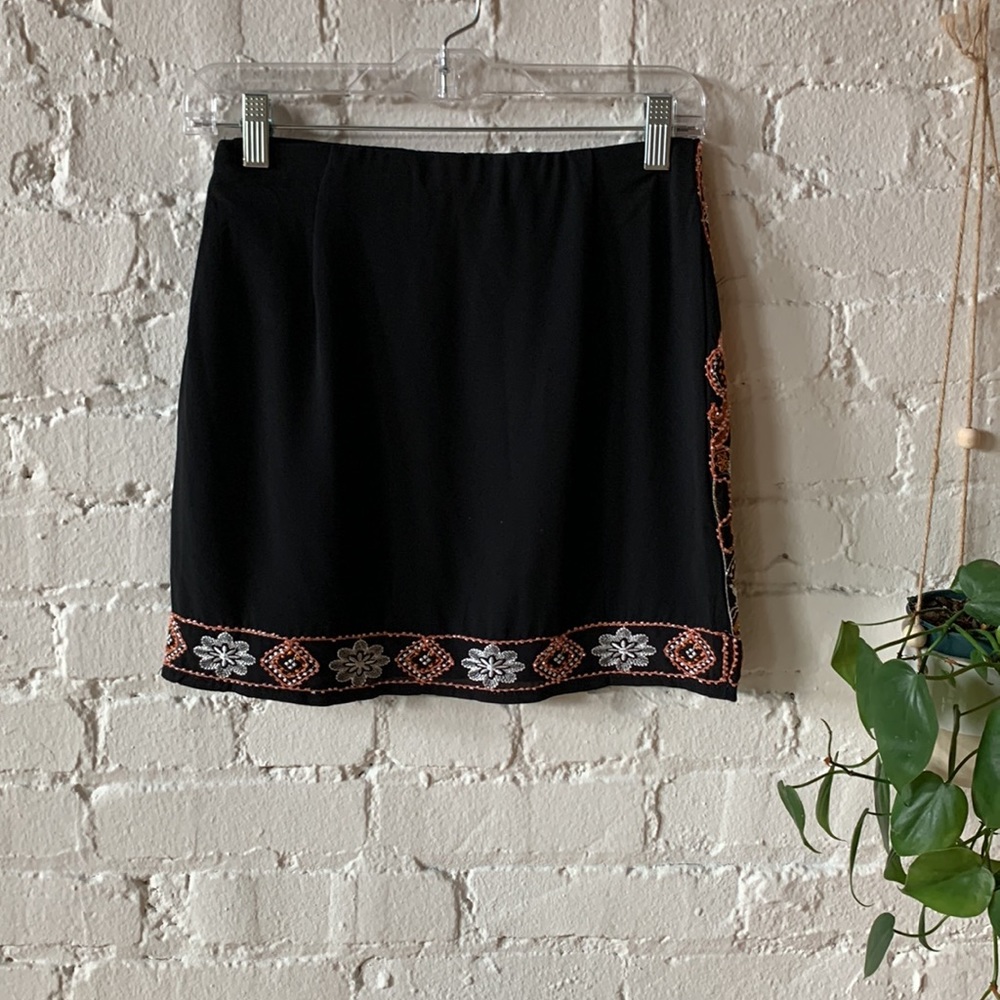 Embroidered Mini Skirt - Picture 2 of 4